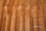Aguilera. San Martin. Capiteles del lado izquierdo de la puerta