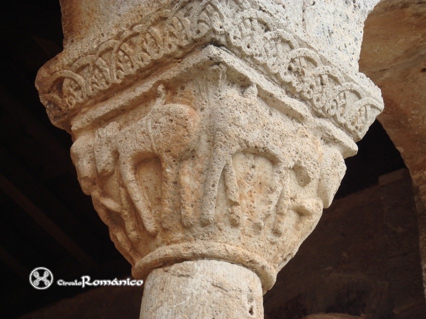 Andaluz. San Miguel. Capitel con cuadrúpedos
