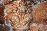 Villasayas. Nuestra Señora de la Anunciación. Capitel con arpías