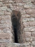 Castell de Balsareny. Mare de Déu. Detalle de aspillera