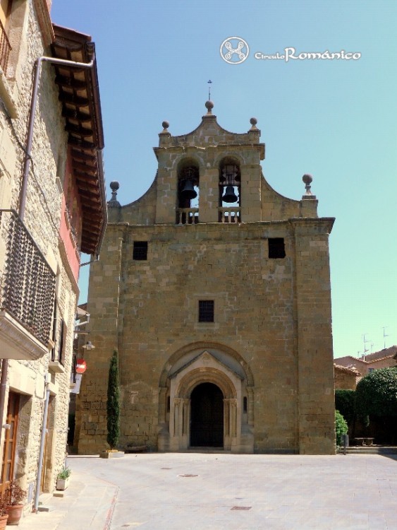 Folgueroles. Santa Maria. Fachada occidental