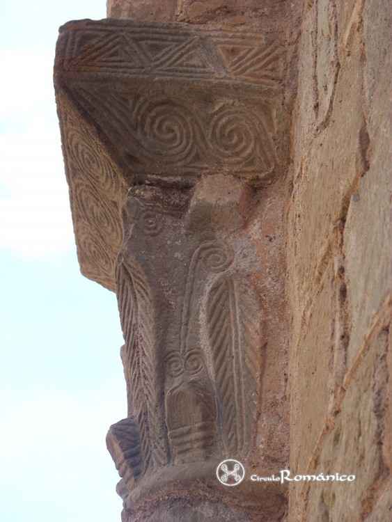Mura. San Marti. Detalle de decoración vegetal