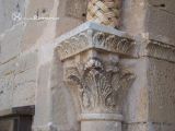 Talamanca. Santa Maria. Capitel vegetal