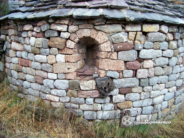 Greixer. Sant Llorenç. Detalle del vano
