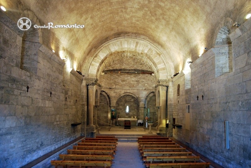 Porqueres. Santa Maria. Interior del templo