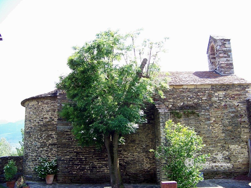 Saga. Santa Eugenia. Lado norte