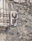 Arties. Relieve en domicilio particular