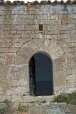 Coll de l´Aguda. Sant Salvador. Puerta en el muro sur