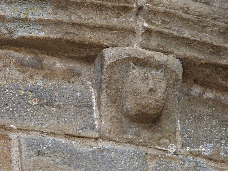 Cubells. Santa María del Castell. Canecillo figurado