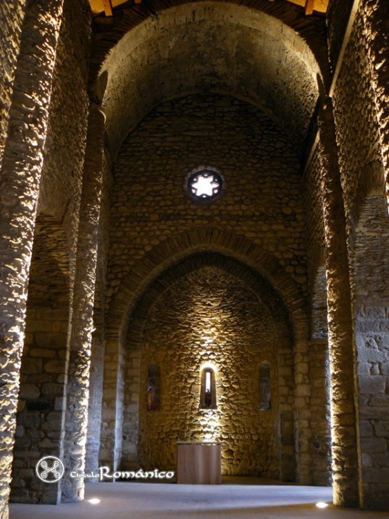 Isil.San Joan.Interior del templo