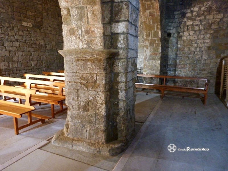 Talteüll. Sant Pere. Detalle de la pilastra del arco formero central