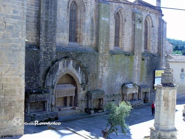 Vallbona de les Monges. Monasterio de Santa María. Fachada norte