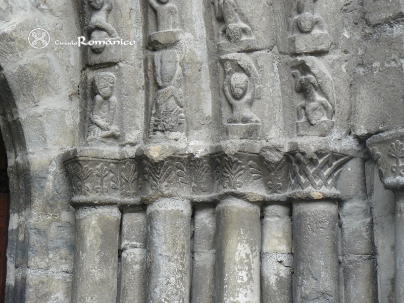 Vielha.San Miguel.Capiteles del lado este