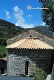 Viu de Llevata. Santa Maria. Arcos lombardos de la cabecera