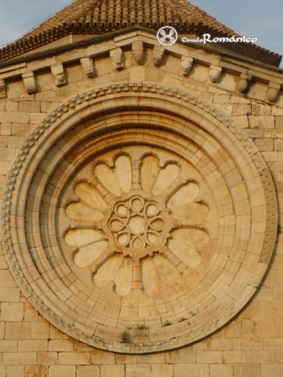 Pla de Santa Maria. Sant Ramon. Detalle de roseton