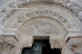 A Coruña. Santiago. Detalle de las arquivoltas y las mochetas zoomorfas