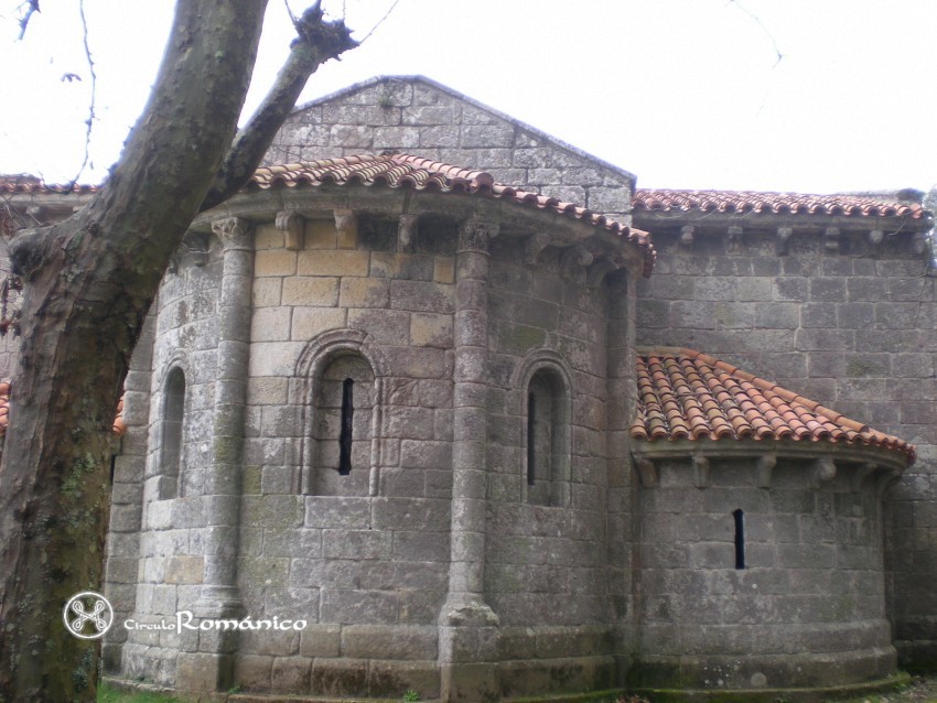 Breamo. San Miguel de Breamo. Cabecera