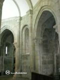 Cambre. Santa María. Interior, girola