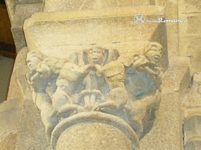 Cambre. Santa María. Detalle, daniel en el foso de los leones