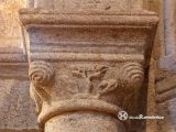 Corcubión. San Marcos. Capitel, decoración esquematica