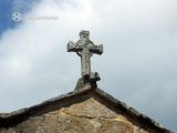 Redonda. San Pedro. Exterior. Lateral sur, cruz latina