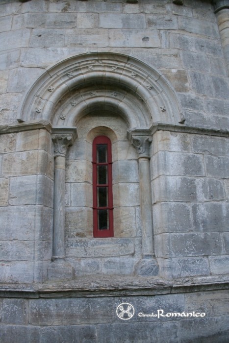 Hospital de Incio. San Pedro Felix. Cabecera, saetera