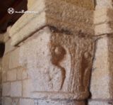 Grove, O. Nuestra Señora de A Lanzada. Capitel vegetal