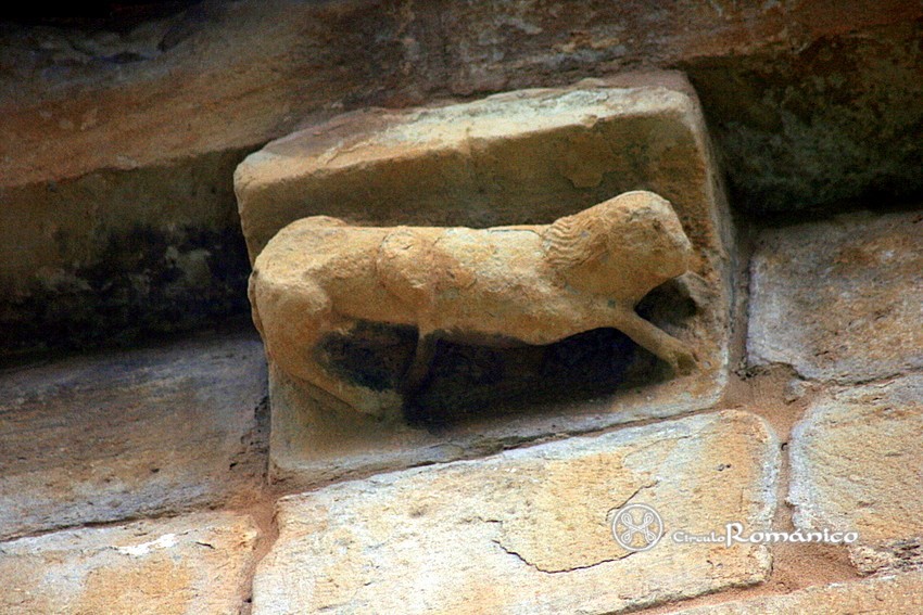 Cuzcurrita. Nuestra Señora de Sorejana. Canecillo con leon