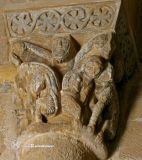 Peciña. Santa Maria de la Piscina. Capitel figurado