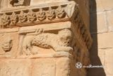 Sorejana. Iglesia de Cuzcurrita, línea de imposta, león