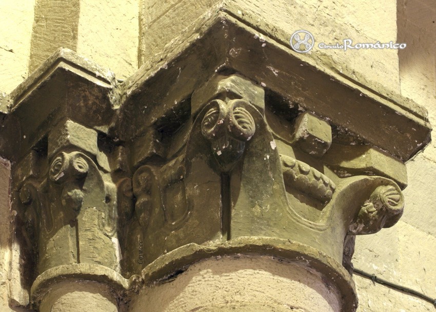 Tirgo. San Salvador. Capitel