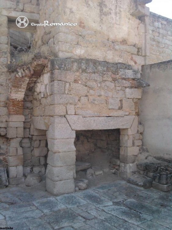 San Martín de Valdeiglesias. Santa María. Horno de la cocina