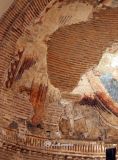 Valdilecha. San Martin Obispo. Detalle del lado norte del ábside: ángel y cuadrúpedo