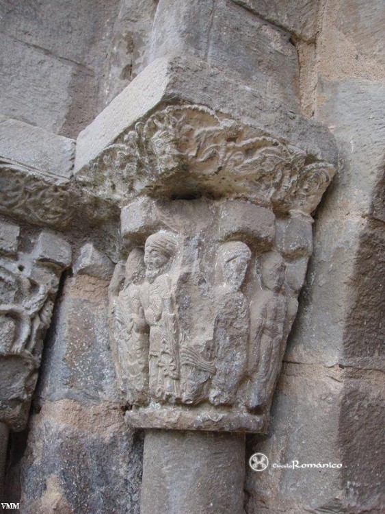 Arce. Santa María. Interior del capitel