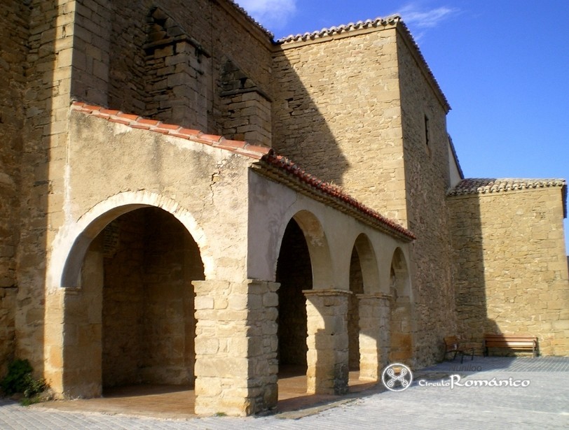 Olcoz. San Miguel. Galería porticada