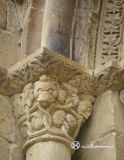 Zamarce. Santa María de Zamarce. Portada. Capitel vegetal y fantástico