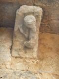 Carcamo. San Juan Bautista. Canecillo con figura de hombre