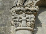 Castelviel. Notre Dame. Capitel con representación de la lujuria