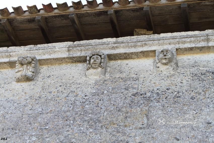 Francs. San Martín. Canecillos figurados