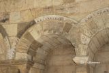 Saint-Émilion. San Emilion. Arcos de emdio punto