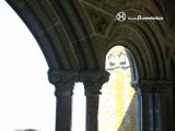 Mont Saint Michel; Le. Saint Michel. Arco del claustro