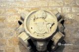 Carcassonne. Saint-Nazaire y Saint-Celse. Clave con Cristo bendiciendo