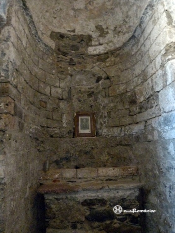Axiat. Saint Julien. Ábside lateral
