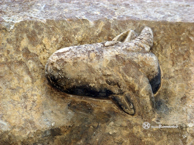Llo. Sant Fructuós. Detalle de cabeza de demonio