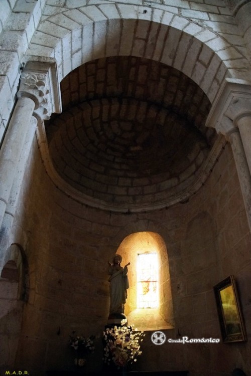 Montjaux. Saint Quirimus. Absidiola sur