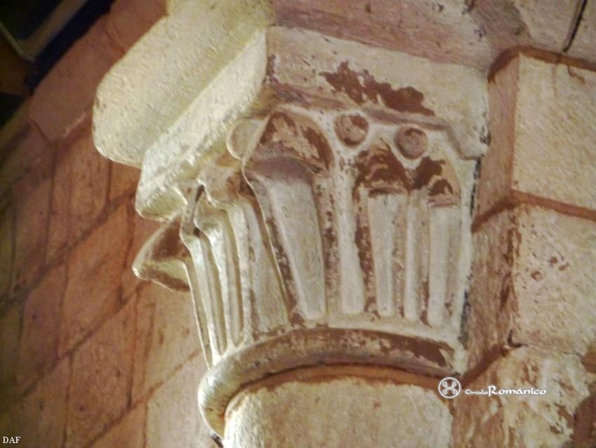 Montjaux. Saint Quirimus. Capitel vegetal