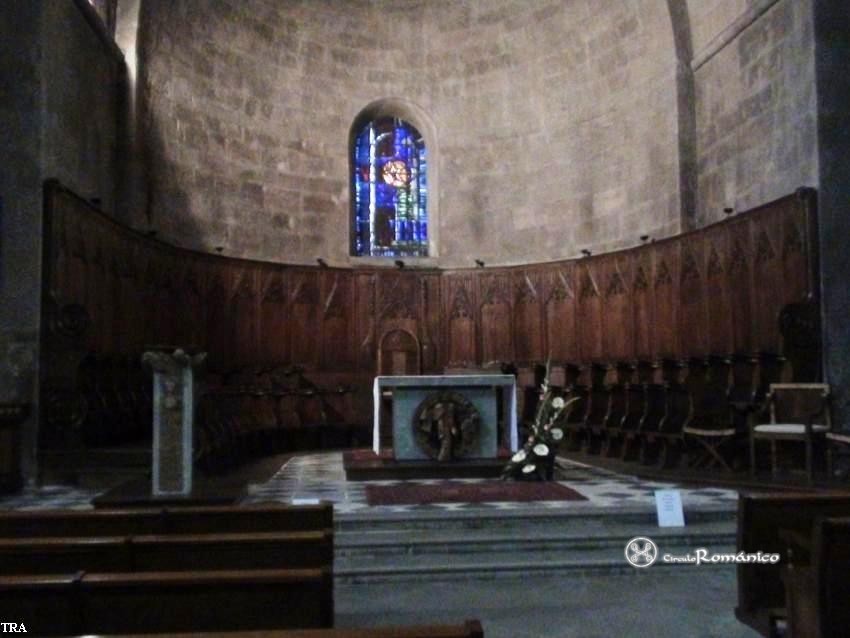 Fréjus. Saint-Léonce. Detalle de la cabecera