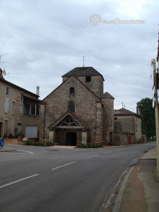 Maconnais. Iglesia de Saint Cyr y Sainte Juliette