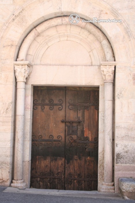 Villefranche de Conflent. Saint Pierre. Portada