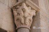 Villefranche de Conflent. Saint Pierre. Capitel con cuadrúpedos